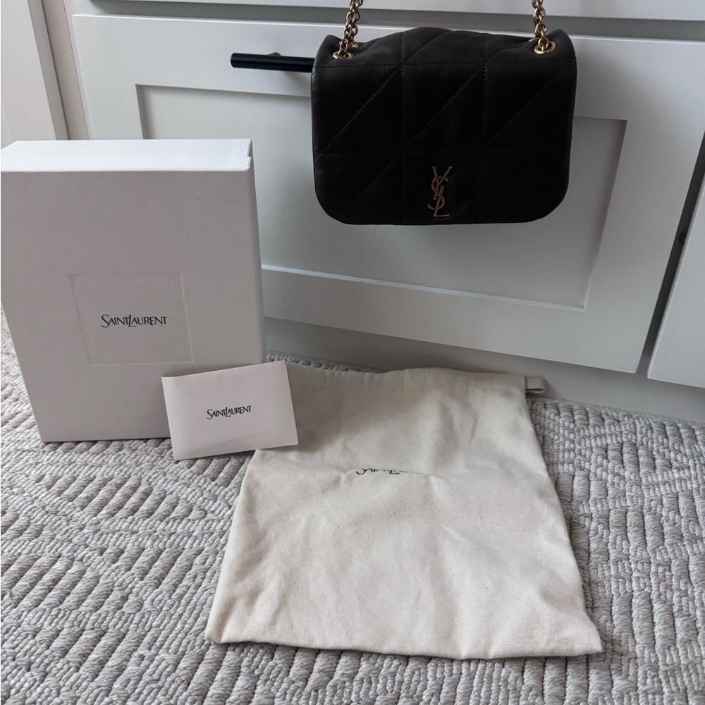 Saint Laurent Quilted Shoulder Bag - Picture 4 of 17